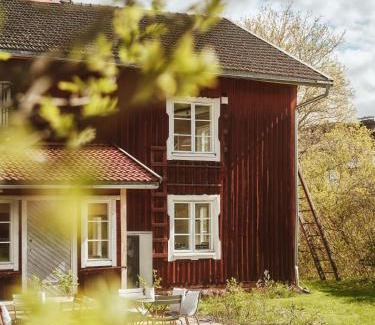 Mathildedal Hotel | Stay North Matri House Selma