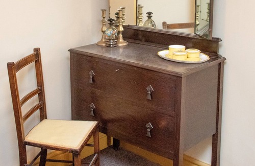 Newton Aycliffe Cottage | Stay Northside Countryside Village Cottage Sustainable County Durham
