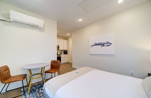 Nelson Hotel | Stay on Clay - Suite #6