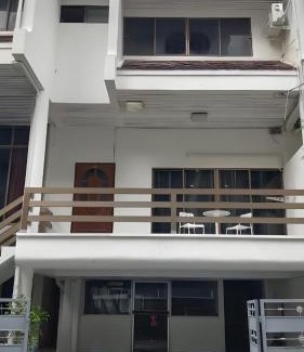 Nana Apartment | Stay On Sukhumvit Soi 11 - สเตย์ออน สุขุมวิท 11