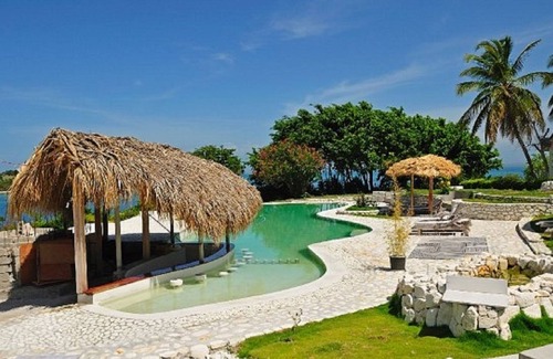 Zanglais Apartment | Stay on the last preserved island of the Caribbean