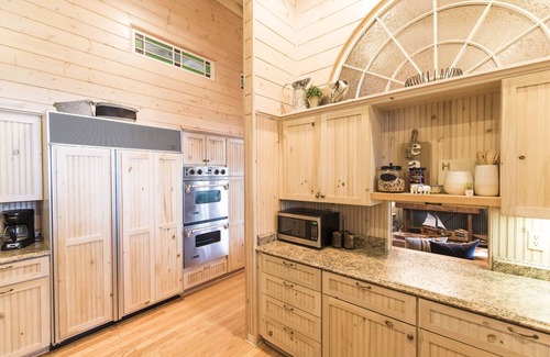 Pequot Lakes Cabin | Stay On The Point! Water In Front And Back! Two Docks, Kayaks, Paddle Boards!