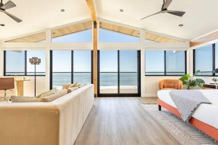 Sand Section House | Stay on The Strand Manhattan Beach 4 bedroom