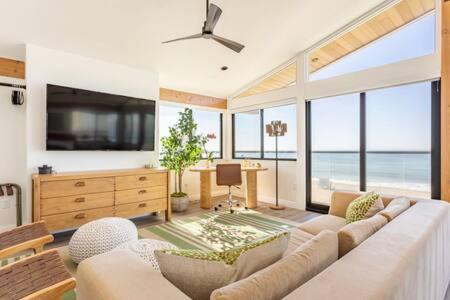 Sand Section House | Stay on The Strand Manhattan Beach 4 bedroom
