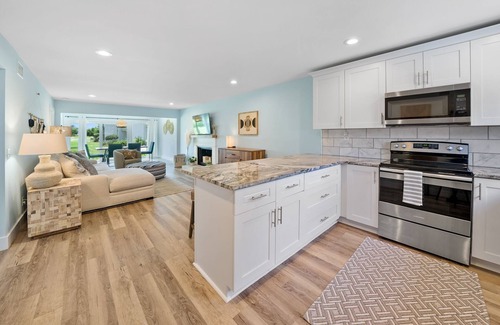 Upper Grand Lagoon Condo | Stay or Vacay at the Bay-Golf, Tennis and Beach