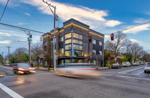 Humboldt Apartment | Stay Portland - Designer 2BR Alberta Arts District 90 WalkScore