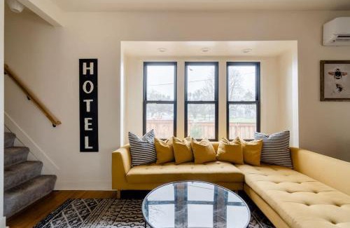 Hosford-Abernethy House | Stay Portland - Fresh Farmhouse Remodel in SE Portland 96BikeScore