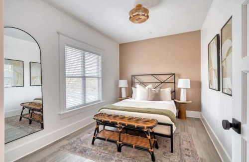 King House | Stay Portland - Portland Fun Colorful Victorian - 91 WalkScore
