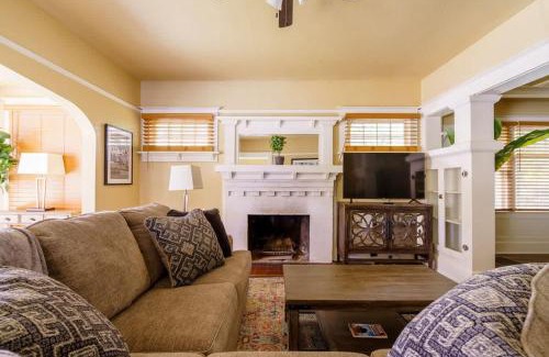 Richmond House | Stay Portland - Portland MultiUnit, 99 Walk Score, Remote Workers