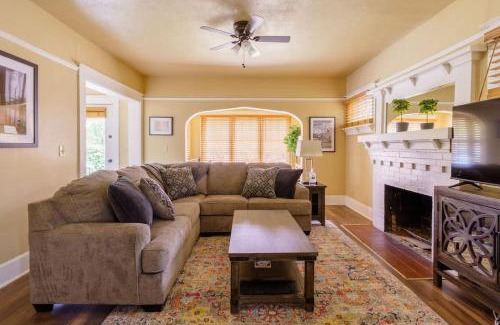 Richmond House | Stay Portland - Portland MultiUnit, 99 Walk Score, Remote Workers