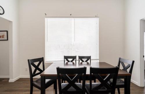 Hosford-Abernethy House | Stay Portland - Renovated 3BR Tilikum View in heart of SE Division