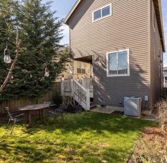 King House | Stay Portland - The Garfield Getaway House- Luxury New Build