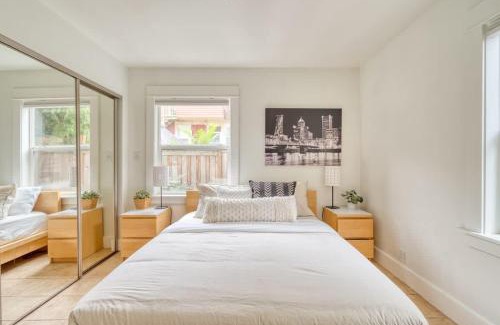 Belmont Apartment | Stay Portland - The Sunnyside Cottage, Local Shops & Nightlife