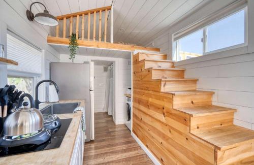 Alberta Arts District Apartment | Stay Portland - The Tiny Saguaro - Walk to Local Shops & Eateries