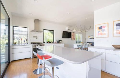 Alphabet Historic District House | Stay Portland - Unique 8 BR Private Home in Pearl District