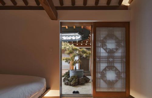 Gahoe-dong Apartment | Stay Reflection