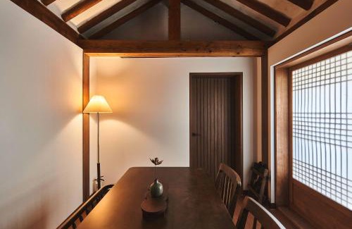 Gahoe-dong Apartment | Stay Reflection