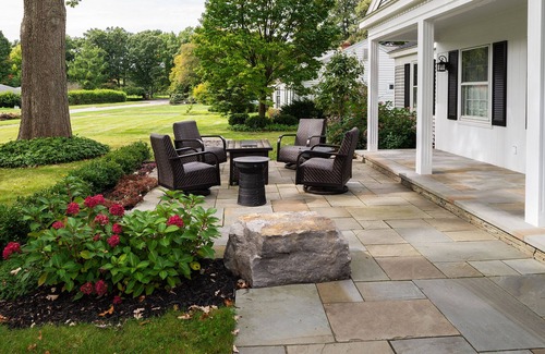 Rochester House | Stay right outside OAK HILL COUNTRY CLUB gates!