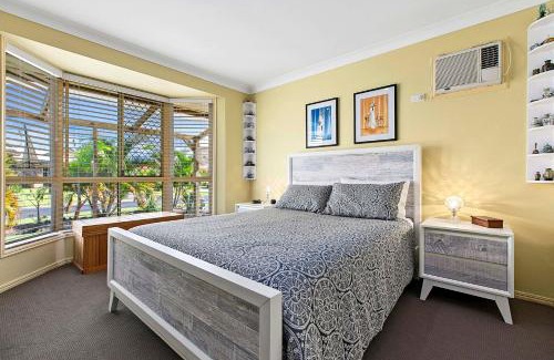 Traviston House | Stay Salty