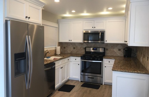 West Newport Condo | Stay Salty! Sleeps 6, Steps To The Beach.