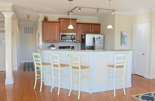 North Carolina Coast Condo | Stay Salty Villa *Pool is OPEN* Walk to Beach