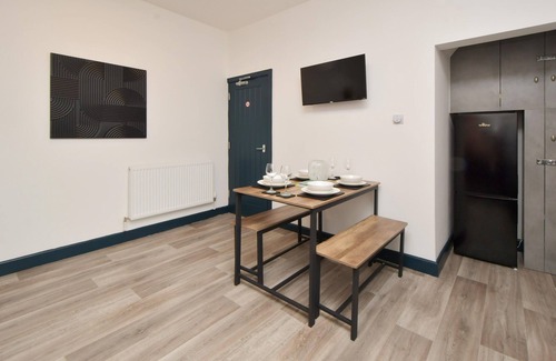 Burton on Trent House | Stay @ Shonall Road Burton - Single Ensuite Room