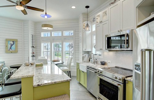 Cinnamon Shore House | Stay@‘Summer Breeze,’ a 2-Story, Cinnamon Shore Townhome w/Great Amenities