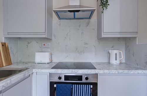 Alvaston Apartment | Stay @ The Affordable Studios, London Road Derby