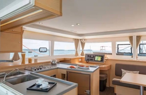 Key West Boat Rental | Stay Together, Stay Afloat - 4 Bed & 4 Bath - Catamaran in Key West