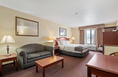 Hot Springs Hotel | Stay USA Hotel & Suites