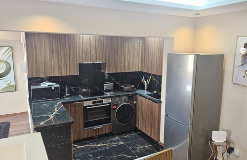 Larnaca Apartment | STAY Van Gogh Apartment