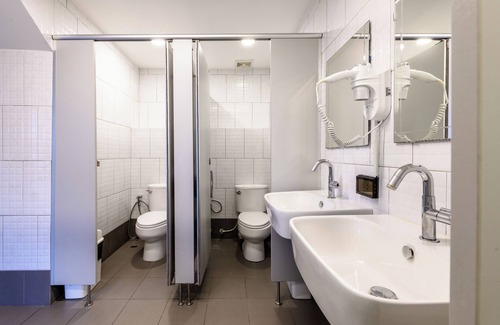 Siriraj Hotel | Stay Wanglang