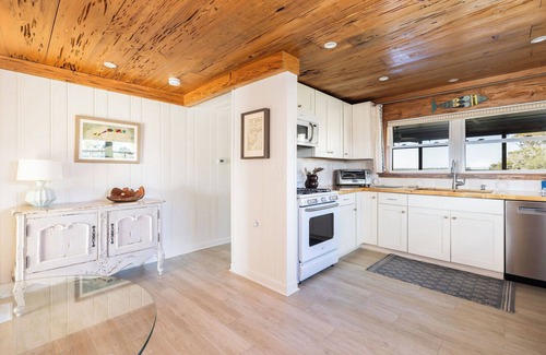 Folly Beach House | Stay @ Washout Cottage Cozy Beach Getaway with Stunning Views!