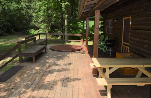 Elkins Cabin | Stay WATERFRONT. Stay CHEAT RIVER LODGE