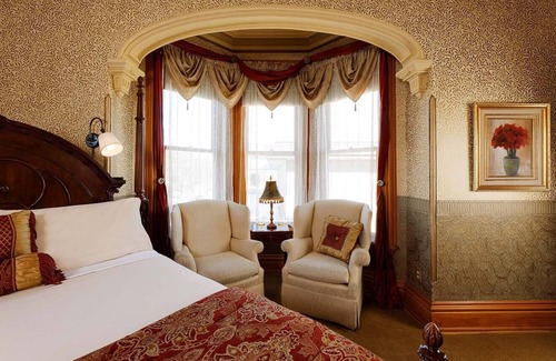 Central Business District Bed & Breakfast | Stay with us and you'll see why we are ranked #1 lodging in Kalamazoo.