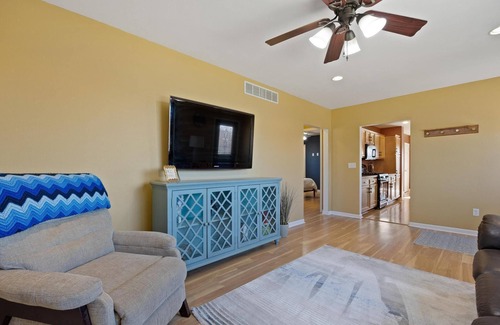 Southwest Area House | Stay with Wilson!