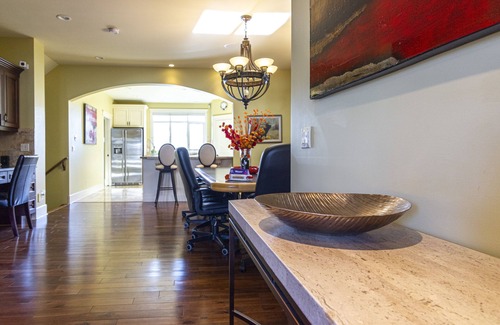Kensington House | Stay, work and relax… Executive House in NW Calgary