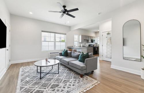 Baton Rouge Apartment | StayAE Downtown - 1BR Apartment, Second Floor