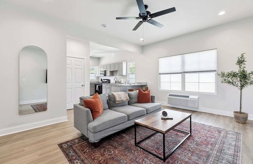 Historic Downtown Baton Rouge Apartment | StayAE Downtown - One Bedroom, 2nd Floor