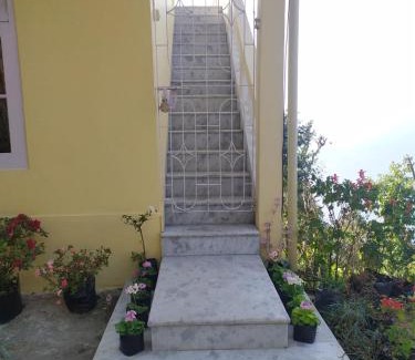 Rishop House | StayApart Green Hills Sangsay Homestay Kalimpong