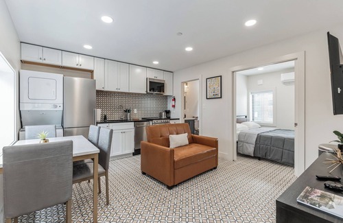 NoMa Apartment | @StayatNoMA