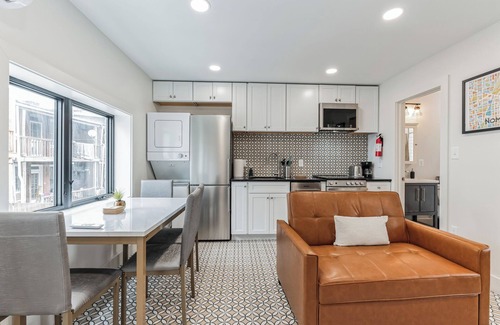 NoMa Apartment | @StayatNoMA