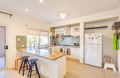 Caroline Springs House | StayAU Family Home Comfort in Caroline Springs