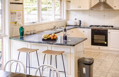 Glen Waverley House | StayAU Newly Family Comfort Vibrant WIFI 5BRM Glen