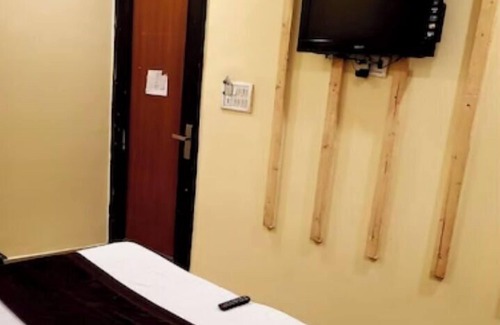 New Delhi Hotel | Staybook - Hotel Jai Balaji @ New Delhi Railway Stationn