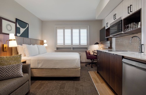 York - Haig Hotel | Staybridge Suites St Catharines Conf Ctr by IHG