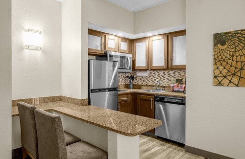 Graysville Hotel | Staybridge Suites Chattanooga at Hamilton Place by IHG