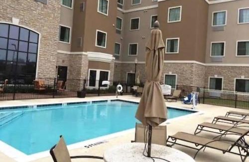 Denton Hotel | Staybridge Suites - Denton by IHG