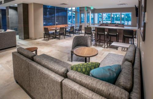 Downtown Denver Hotel | Staybridge Suites Denver Downtown by IHG