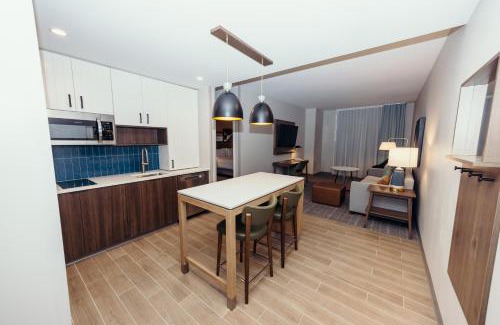 Ankeny Hotel | STAYBRIDGE SUITES Des Moines North - Ankeny by IHG